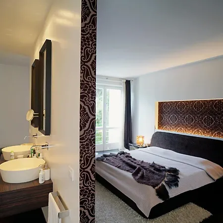Luxury 6 Bedrooms In - What'app - 0034-658-266-820 - For Reservations! Villa *