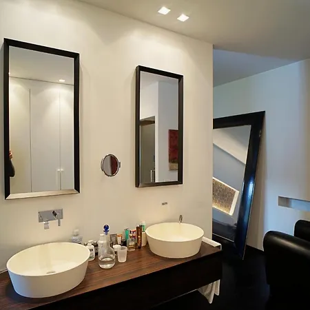 Luxury 6 Bedrooms In - What'app - 0034-658-266-820 - For Reservations! ヴィラ フォルテ・デイ・マルミ