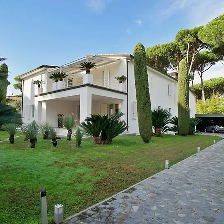 Luxury 6 Bedrooms In - What'app - 0034-658-266-820 - For Reservations! フォルテ・デイ・マルミ