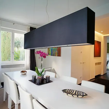 Luxury 6 Bedrooms In - What'app - 0034-658-266-820 - For Reservations! ヴィラ フォルテ・デイ・マルミ
